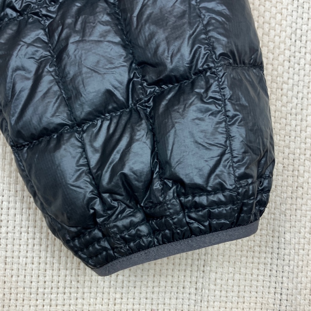 Patagonia Ultralight Down 1/2 Zip Pullover Shirt Jacket Men's Small Black - Picture 8 of 16